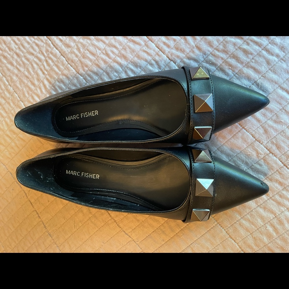 Marc Fisher black flats